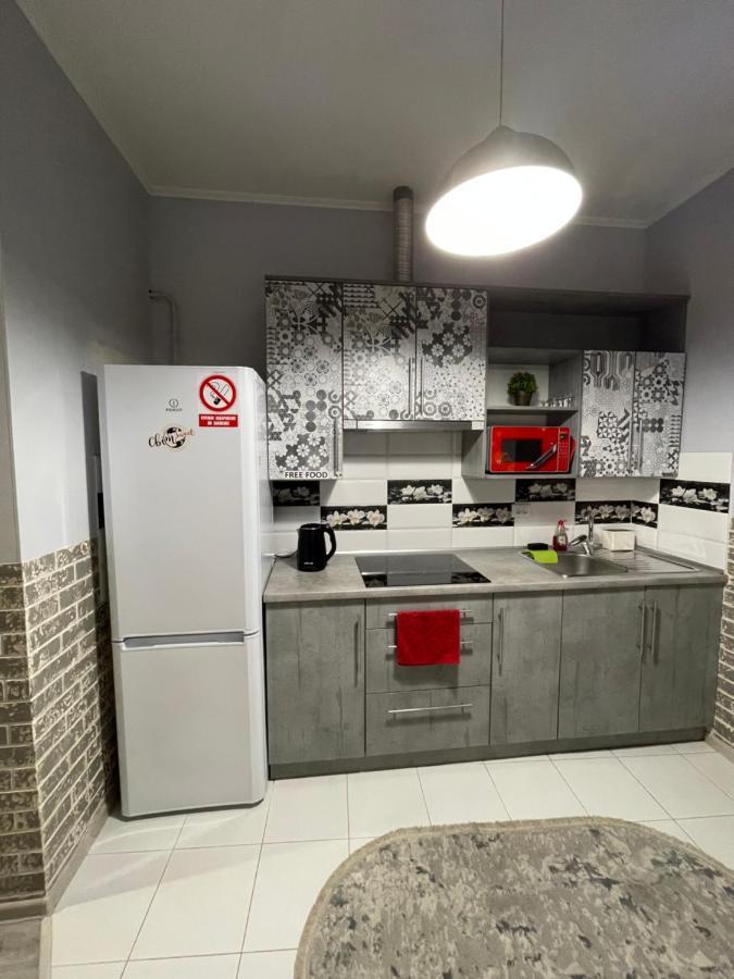 Family Apartment Vinnytsia Bagian luar foto