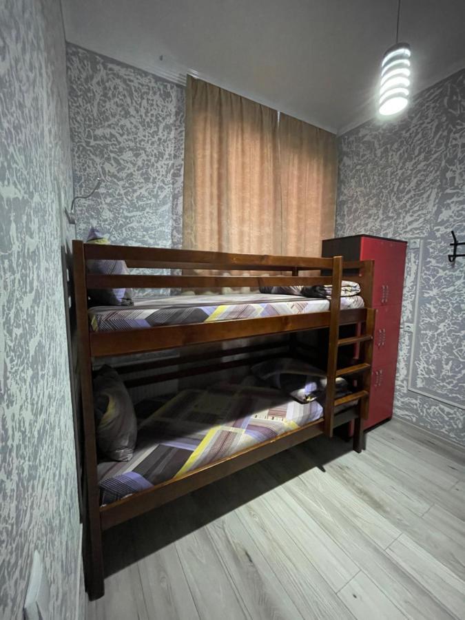 Family Apartment Vinnytsia Bagian luar foto
