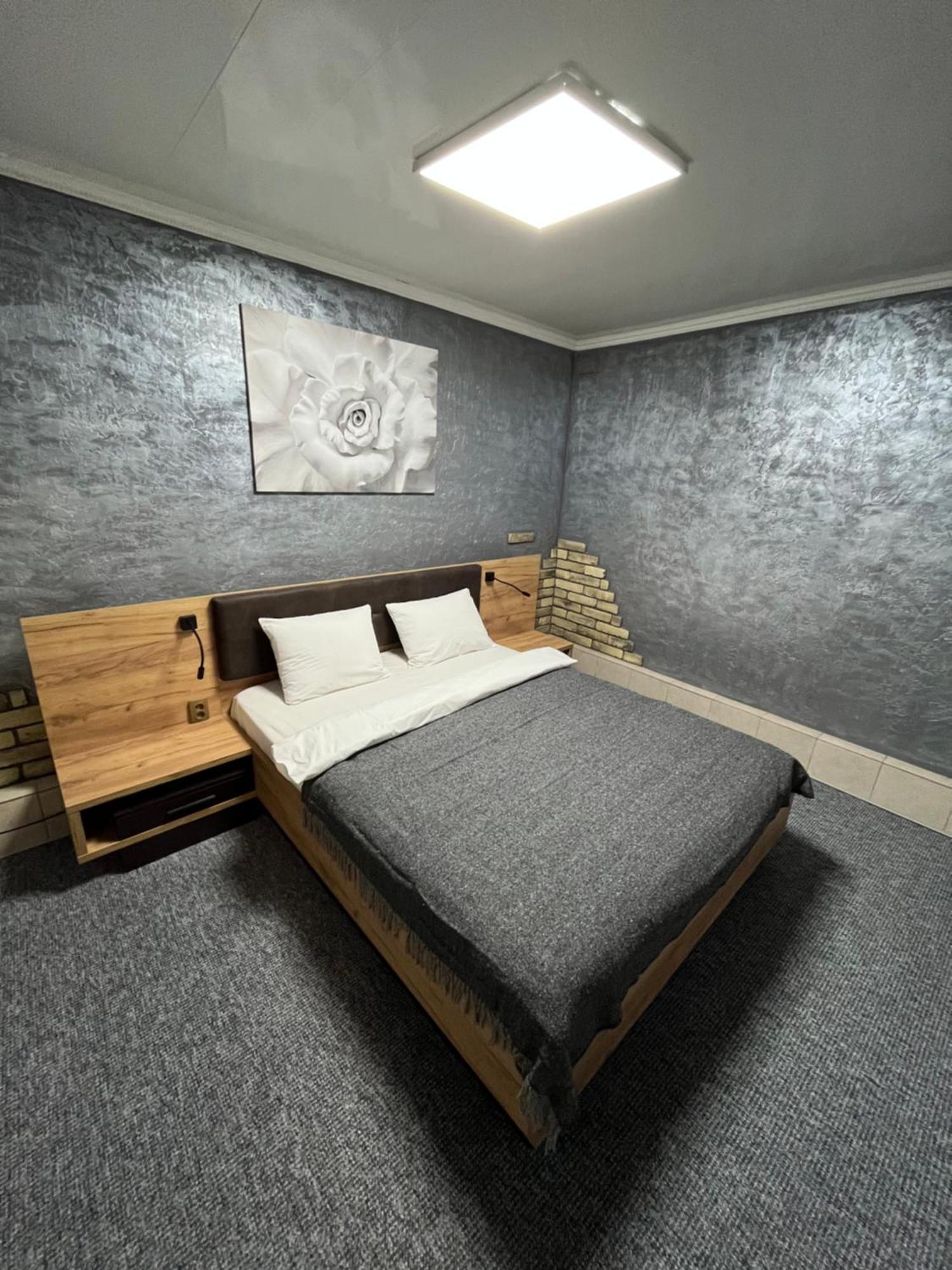Family Apartment Vinnytsia Bagian luar foto